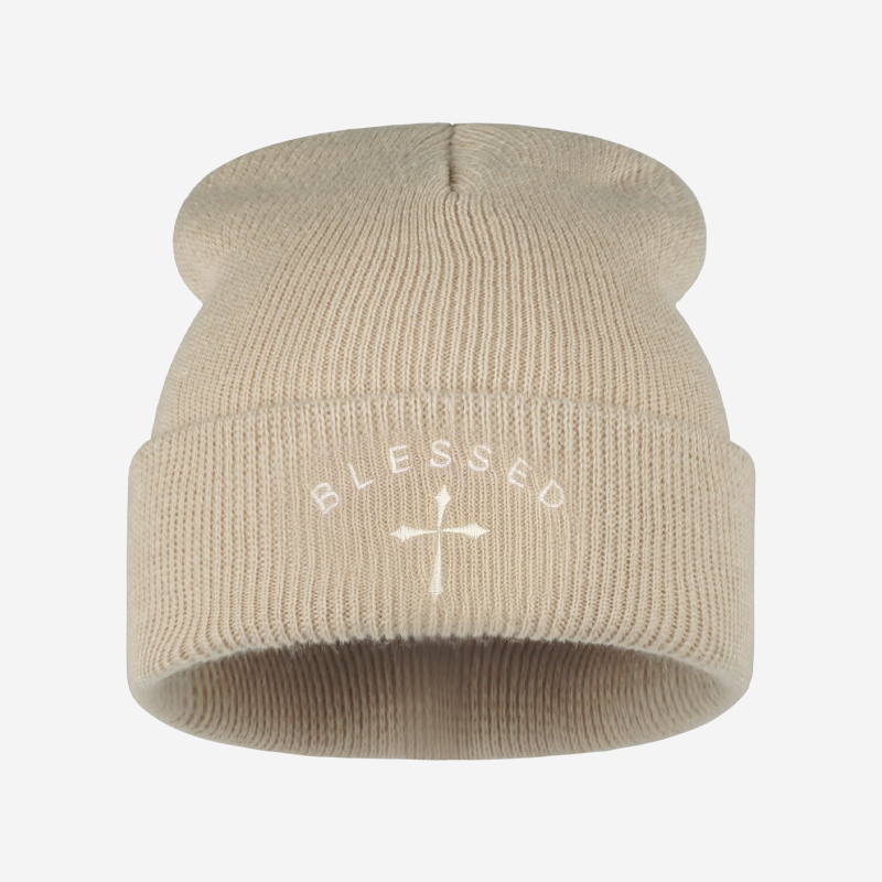 Berretto Ricamato con Croce, C - Beanie Cuffed Knit recensione e prezzo