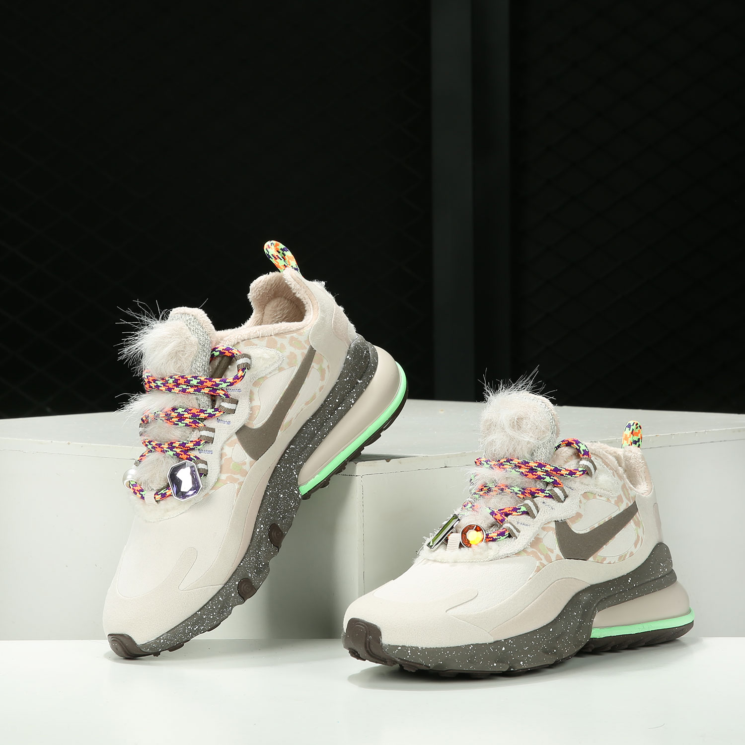 Scarpe da corsa da allenamento - Nike Shoes Air Max 270 recensione e prezzo